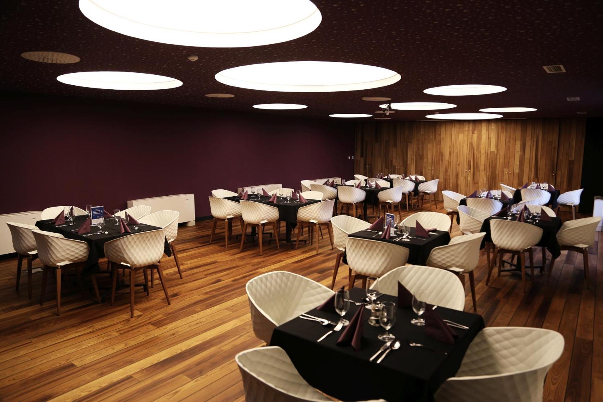 Fenyves Yacht Club Superior Hotel Балатонфенивес Екстериор снимка